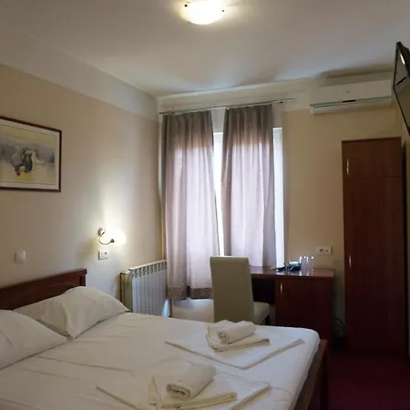 In Motel *